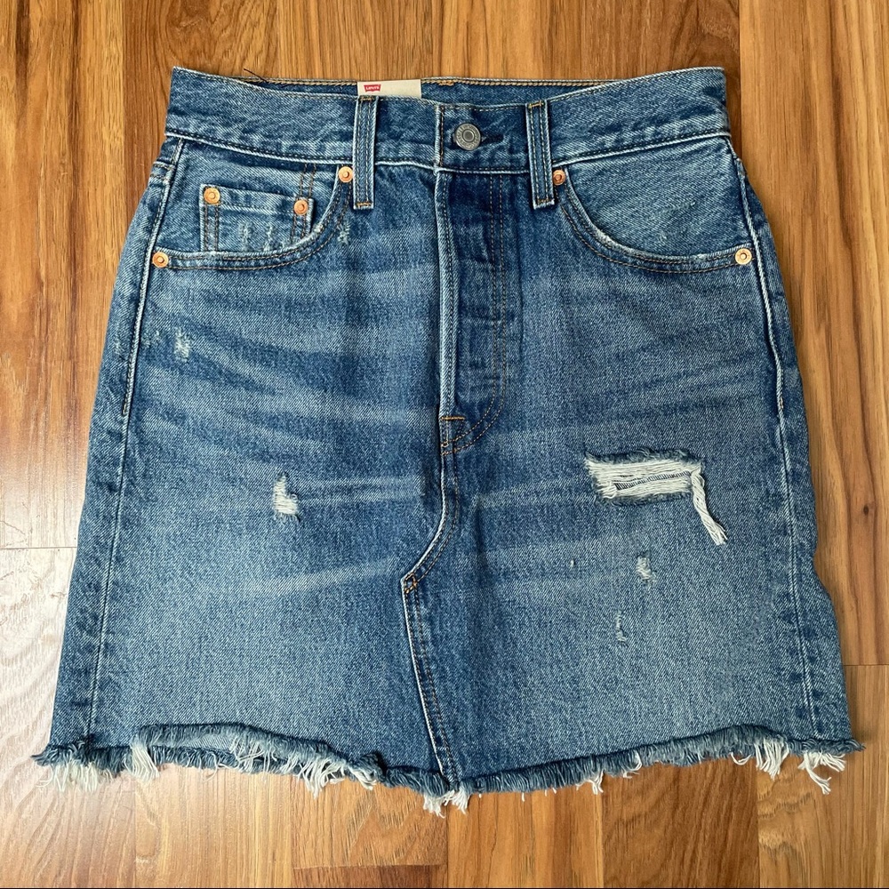 Levi’s Iconic BF Skirt